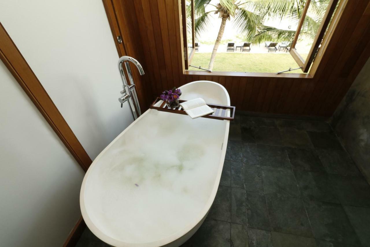 Ubuntu Beach Villas By Reveal มิริสซา ภายนอก รูปภาพ